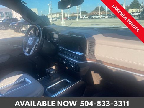 Used 2022 GMC Sierra 1500 SLT image 15