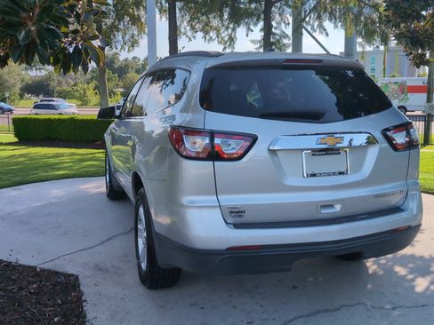 Used 2014 Chevrolet Traverse LT AWD/4WD image 8