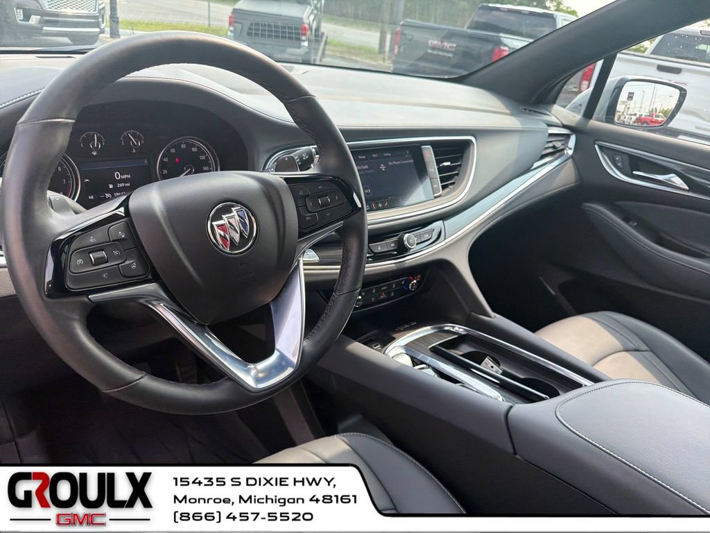Used 2023 Buick Enclave Essence w/ Sport Touring Edition AWD/4WD image 13