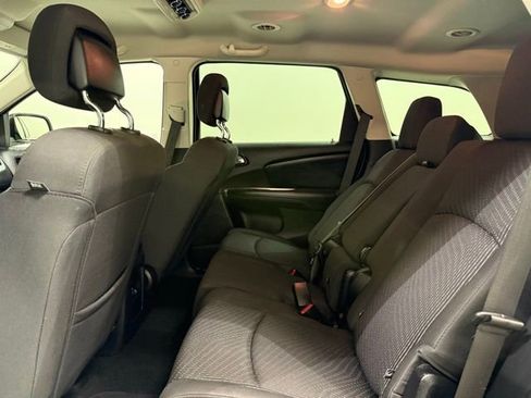 Used 2018 Dodge Journey SE w/ Popular Equipment Group FWD image 22