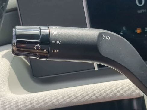 New 2026 Hyundai Tucson Limited image 29