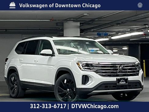 New 2026 Volkswagen Atlas SE image 2