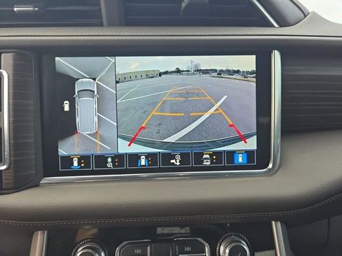 Used 2021 GMC Yukon XL Denali image 25