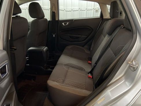 Used 2014 Ford Fiesta SE w/ Equipment Group 201A image 18