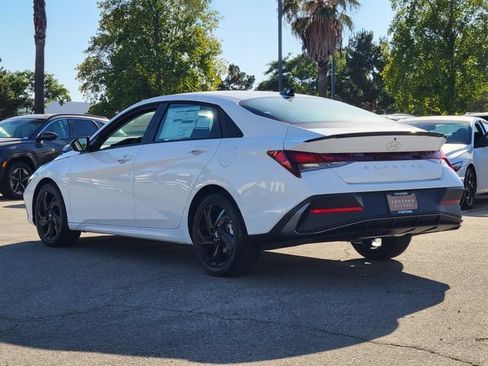 New 2026 Hyundai Elantra SEL Sport FWD image 3
