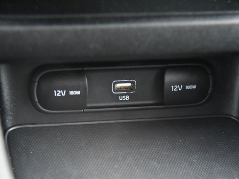 Used 2023 Kia Forte LXS image 21