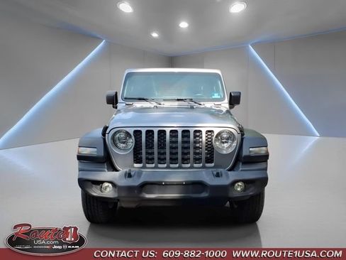 Used 2020 Jeep Gladiator Sport w/ Quick Order Package 24S AWD/4WD image 9