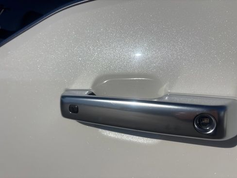 Used 2024 Ford F350 Limited image 11