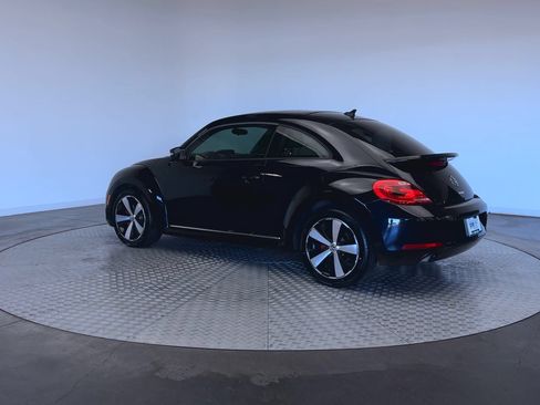 Used 2013 Volkswagen Beetle 2.0T FWD image 6