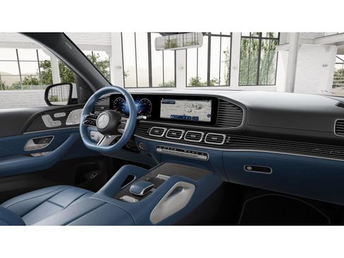 New 2026 Mercedes-Benz GLS 580 4MATIC image 6