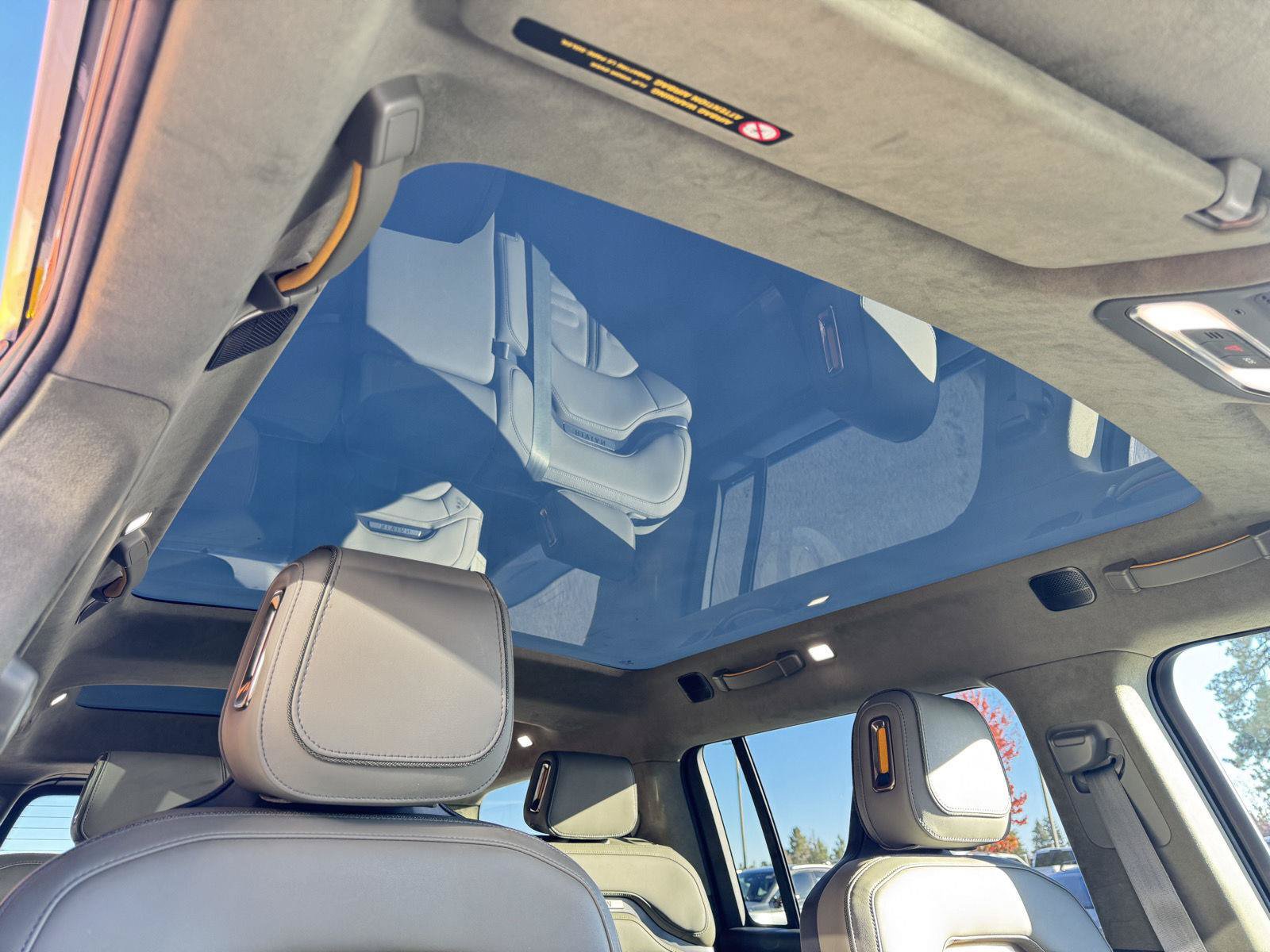 Used 2023 Rivian R1S Launch Edition Quad AWD/4WD image 25