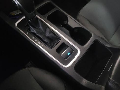 Used 2018 Ford Escape S image 26