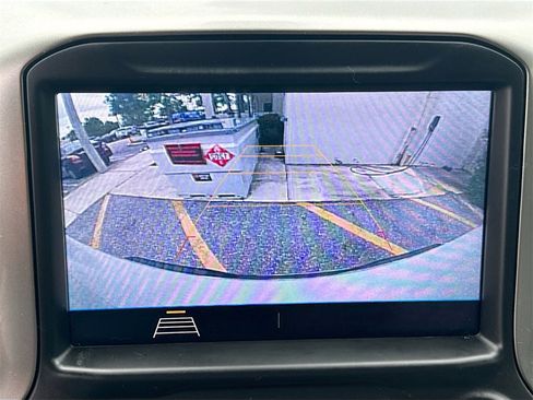 Used 2020 Chevrolet Silverado 1500 LT image 15