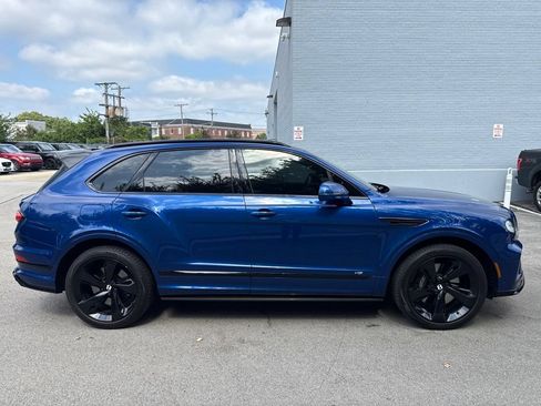 Used 2021 Bentley Bentayga AWD/4WD image 6