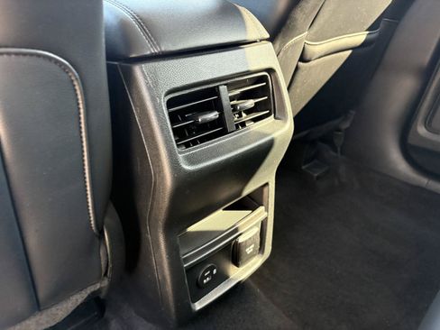 Used 2022 Ford Edge SEL w/ Convenience Package AWD/4WD image 18