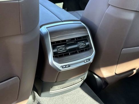 Certified 2023 BMW 740i 740i image 14