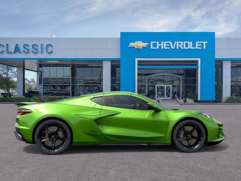 New 2026 Chevrolet Corvette E-Ray image 5