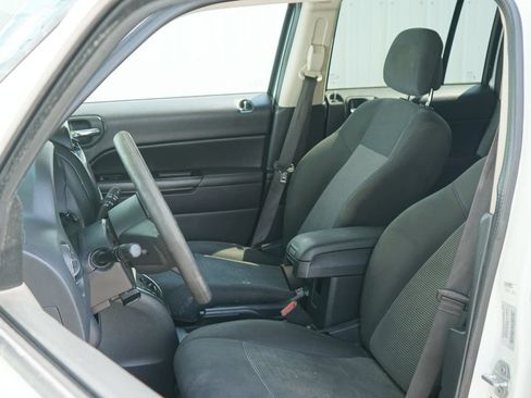 Used 2015 Jeep Patriot Sport w/ Power Value Group FWD image 13