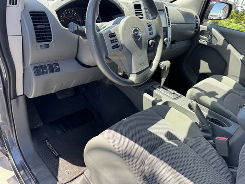 Used 2019 Nissan Frontier SV RWD image 15