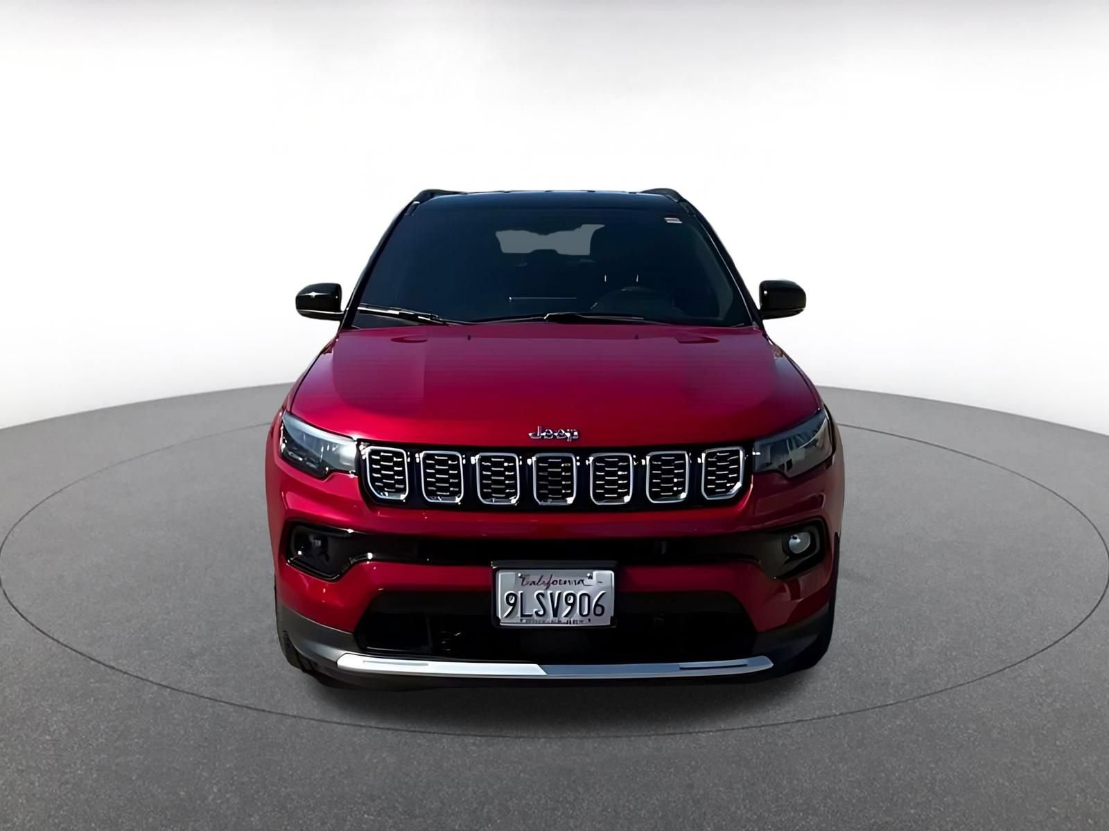 Used 2025 Jeep Compass Limited AWD/4WD image 9