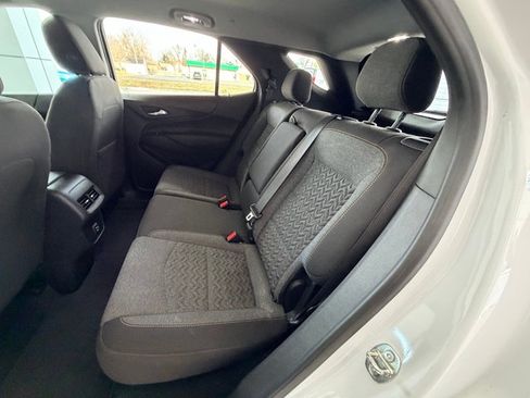 Used 2023 Chevrolet Equinox LT AWD/4WD image 25