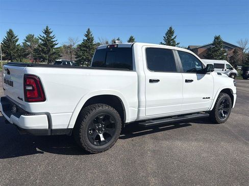 Used 2026 RAM 1500 Big Horn AWD/4WD image 5