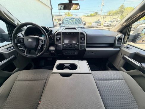 Used 2019 Ford F150 XLT image 19