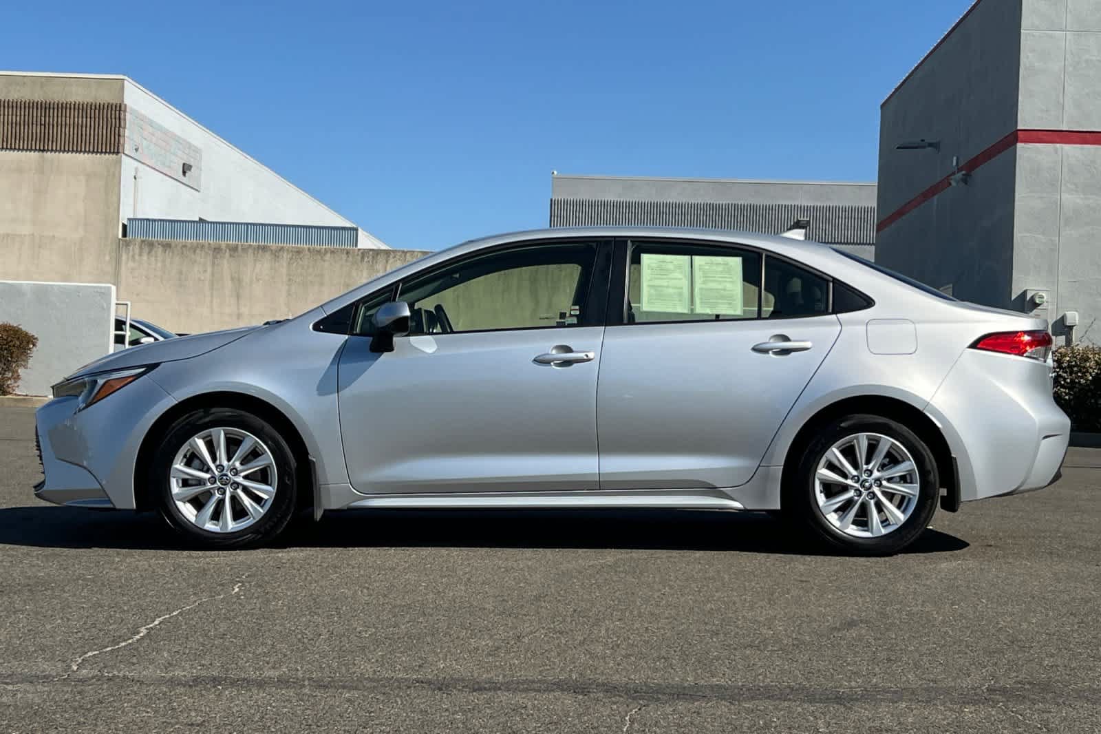 Certified 2024 Toyota Corolla LE w/ LE Convenience Package FWD image 5