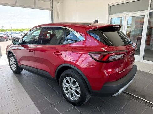 Certified 2023 Ford Escape Active w/ Tech Pack #2 AWD/4WD image 4
