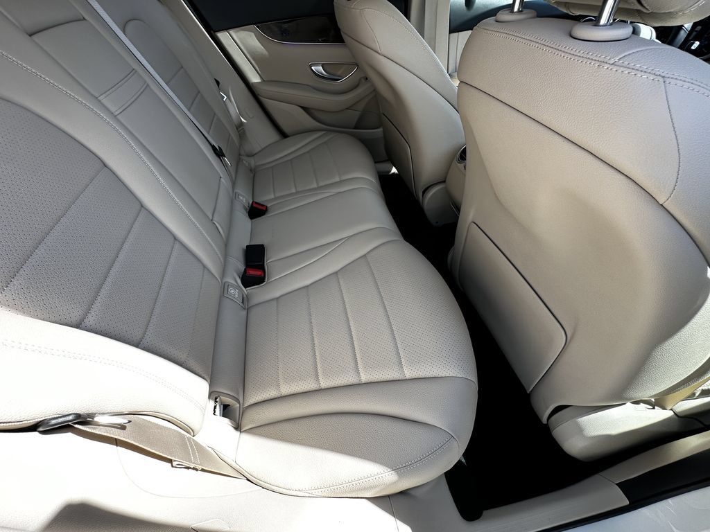 Certified 2022 Mercedes-Benz GLC 300 image 18