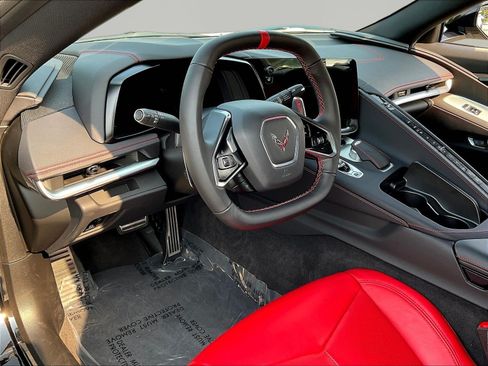 Used 2023 Chevrolet Corvette Stingray Coupe w/ Z51 Performance Package RWD image 17