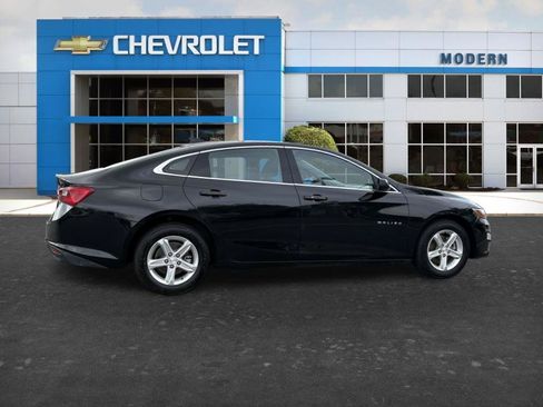 Used 2024 Chevrolet Malibu LT FWD image 4