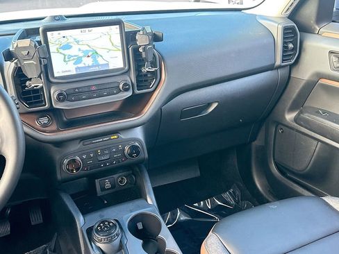 Used 2024 Ford Bronco Sport Outer Banks w/ Tech Package image 25