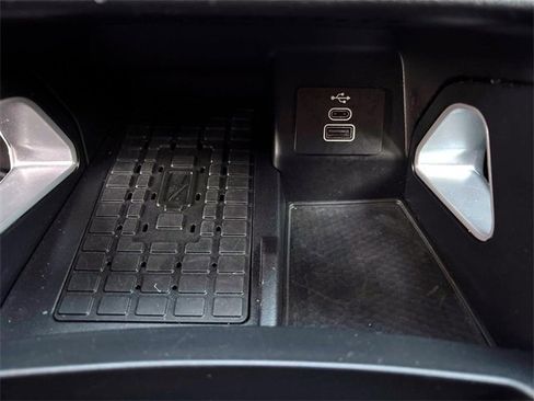 Used 2025 Ford Ranger Lariat w/ FX4 Off-Road Package image 28