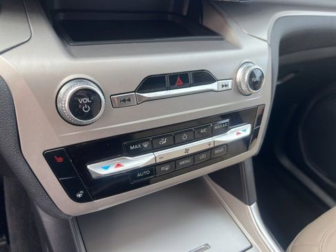 Certified 2023 Ford Explorer XLT w/ Equipment Group 202A image 14