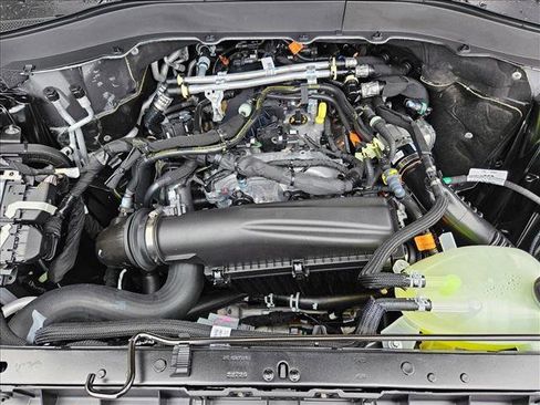 New 2026 Ford Explorer Tremor w/ Tremor Convenience Package image 17