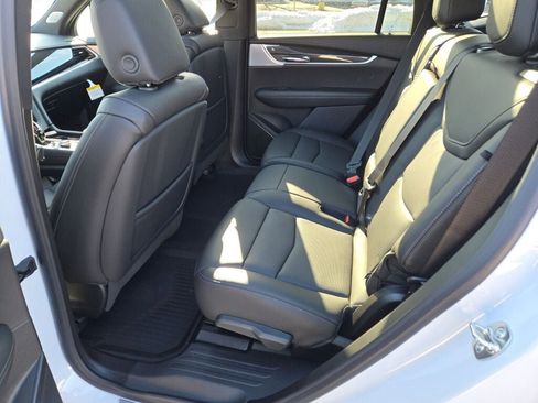 New 2025 Cadillac XT6 Sport image 18