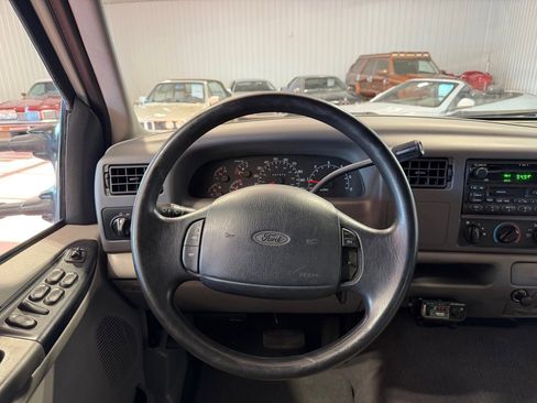 Used 2001 Ford F250 2WD Crew Cab Super Duty image 28