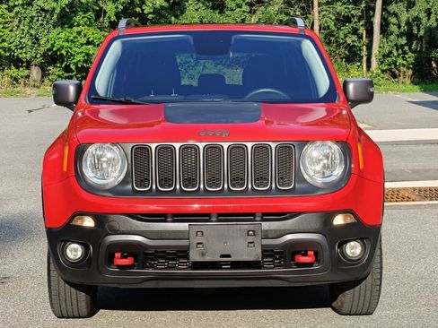Used 2015 Jeep Renegade Trailhawk AWD/4WD image 9