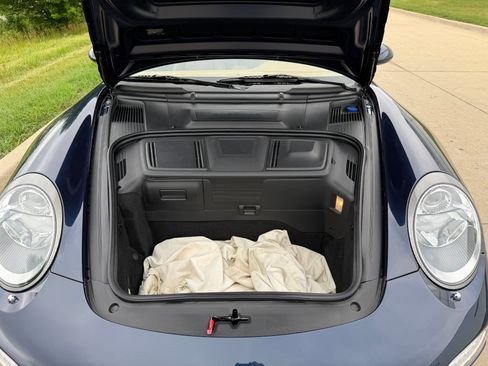 Used 2011 Porsche 911 Carrera 4S AWD/4WD image 32