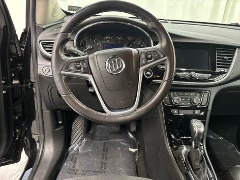 Used 2022 Buick Encore Preferred image 13