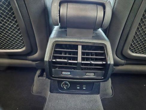 Used 2024 Audi Q3 2.0T Premium image 15