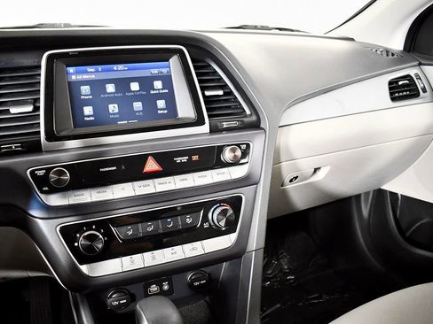 Used 2019 Hyundai Sonata SE image 28