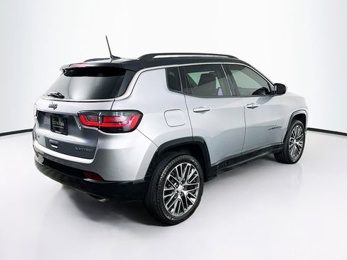 Used 2022 Jeep Compass Limited w/ Elite Group AWD/4WD image 9