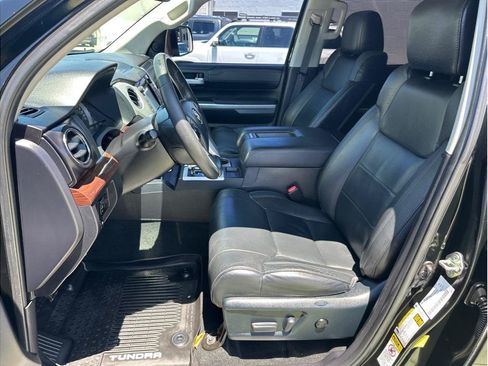 Used 2017 Toyota Tundra Limited w/ Limited Premium Package AWD/4WD image 24