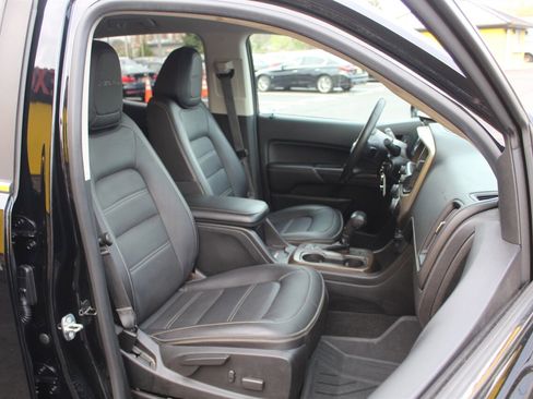 Used 2018 GMC Canyon Denali w/ LPO, Gearon Bar Package image 15