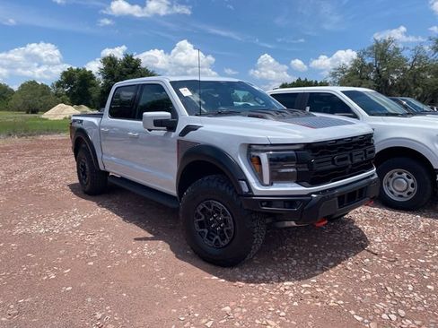 Used 2025 Ford F150 Raptor w/ Equipment Group 803A Raptor R AWD/4WD image 3