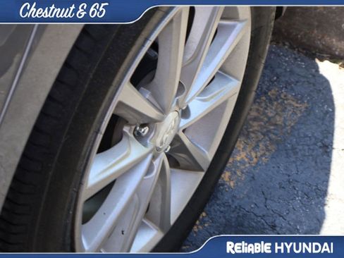 Used 2019 Hyundai Sonata SE FWD image 23