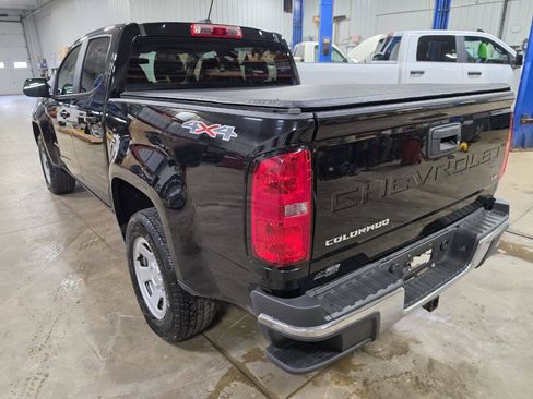 Used 2022 Chevrolet Colorado W/T w/ WT Convenience Package AWD/4WD image 7