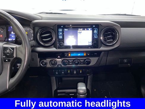 Used 2017 Toyota Tacoma TRD Pro image 18